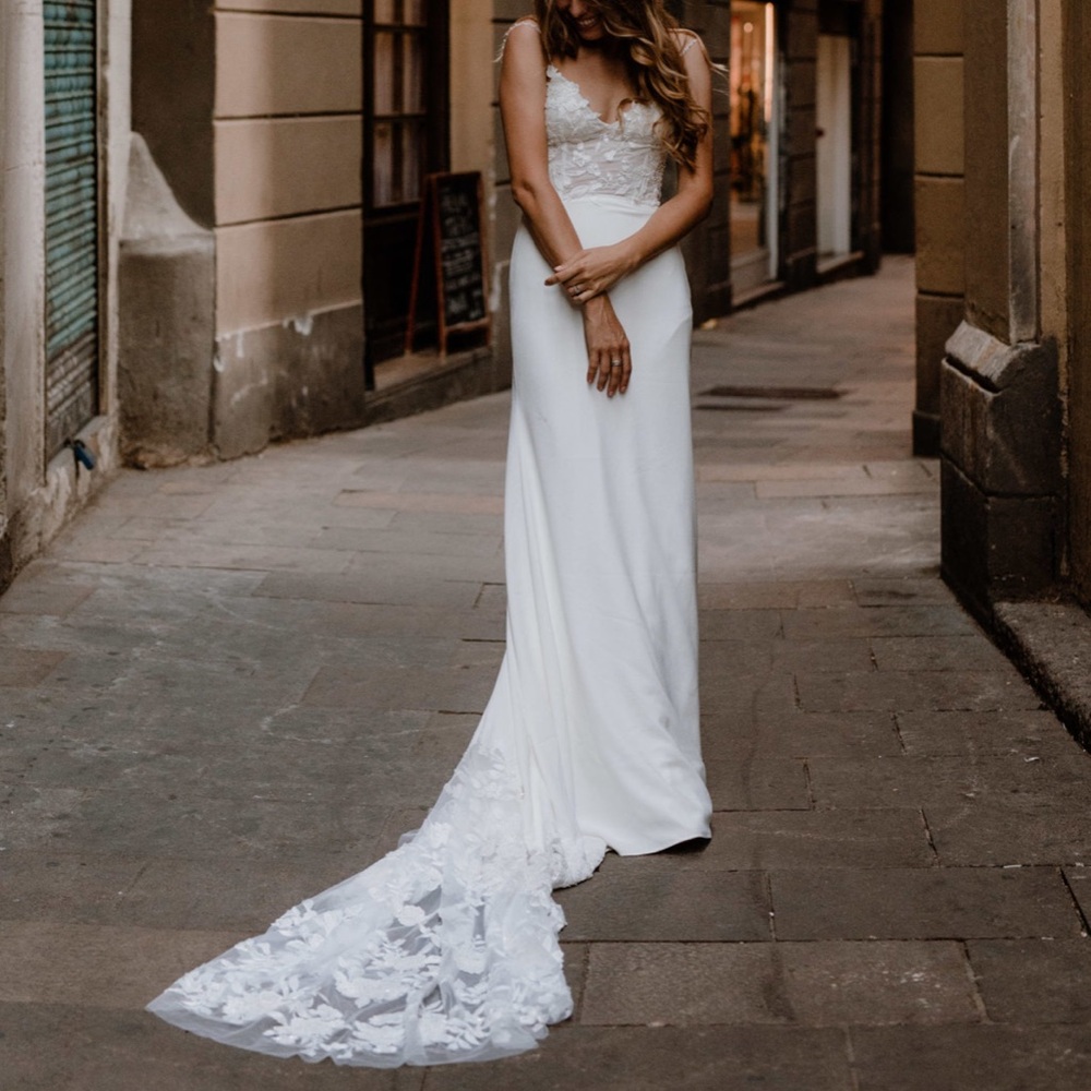 Aleena Leena Garden Rose wedding dress 🤍